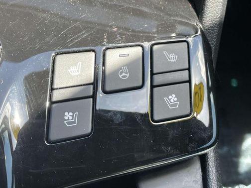 Jungle Green/Ebony Black Roof 2023 Kia Sportage S