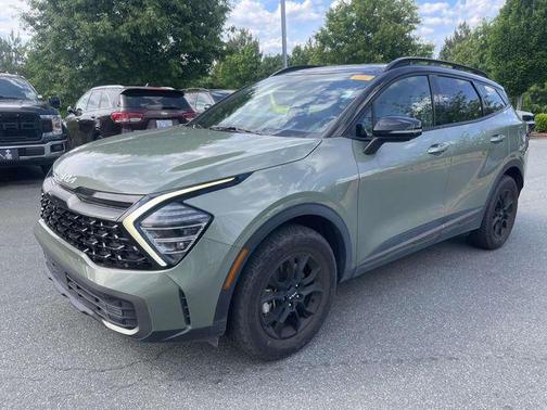 Jungle Green/Ebony Black Roof 2023 Kia Sportage S