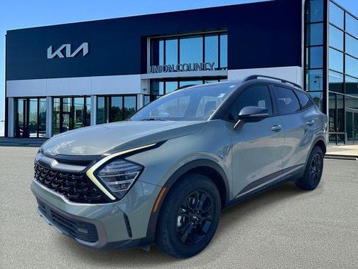 Jungle Green/Ebony Black Roof 2023 Kia Sportage S