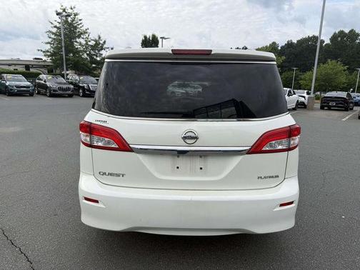 White Pearl 2015 Nissan Quest Platinum