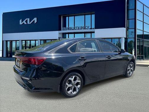 Aurora Black 2021 Kia Forte LXS