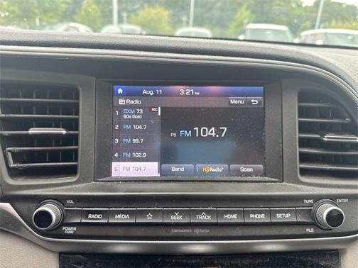 2019 Hyundai ELANTRA SEL