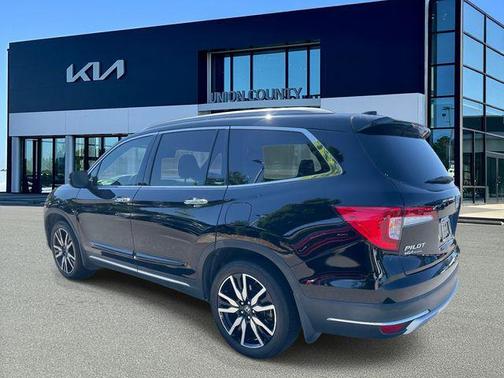 2020 Honda Pilot Touring 8-Passenger