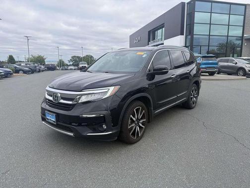 2020 Honda Pilot Touring 8-Passenger
