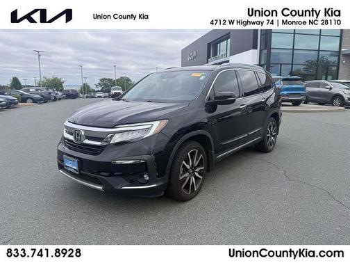 2020 Honda Pilot Touring 8-Passenger
