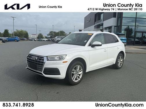 White 2020 Audi Q5 45 Premium