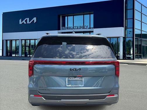 Astra Blue 2026 Kia Carnival SX