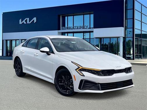 2026 Kia K5 LXS