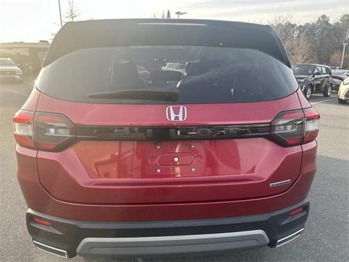 2025 Honda Pilot Touring 8-Passenger