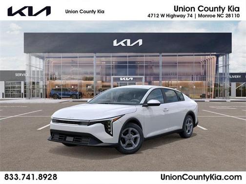 2025 Kia K4 LXS
