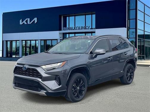 2023 Toyota RAV4 Hybrid SE