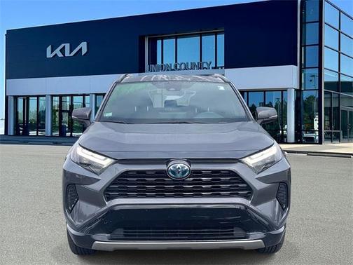 2023 Toyota RAV4 Hybrid SE