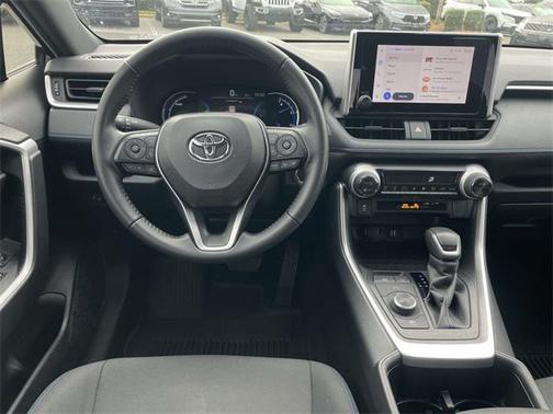 2023 Toyota RAV4 Hybrid SE