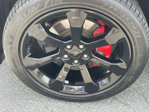Star White Metallic Tri-Coat 2023 Ford Explorer ST