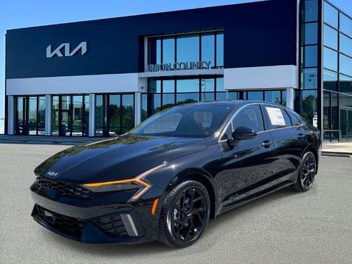 Aurora Black Pearl 2027 Kia K5 GT-Line