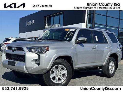 2022 Toyota 4Runner SR5