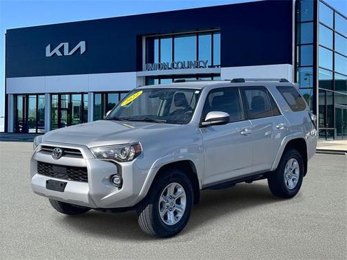 2022 Toyota 4Runner SR5