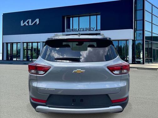 Sterling Gray Metallic 2024 Chevrolet Trailblazer LT