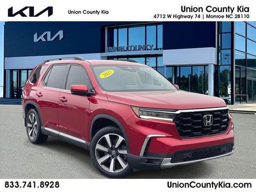 2025 Honda Pilot Touring 8-Passenger