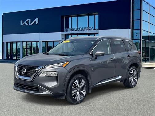 2022 Nissan Rogue SL