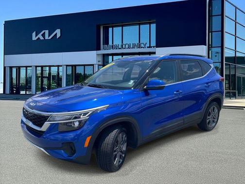 Neptune Blue 2023 Kia Seltos S