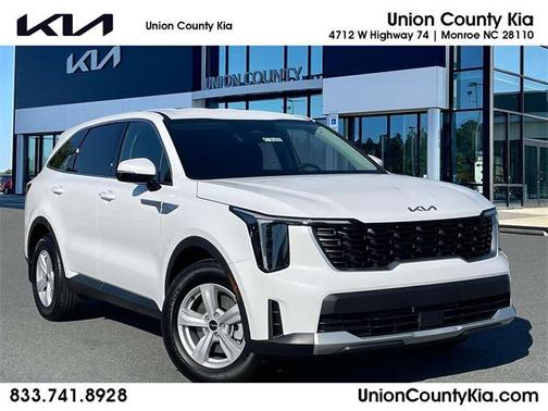2025 Kia Sorento LX