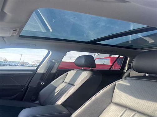 2022 Volkswagen Tiguan 2.0T SE 4MOTION