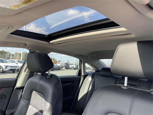 2022 Honda Civic Touring