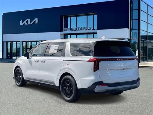 2026 Kia Carnival LX