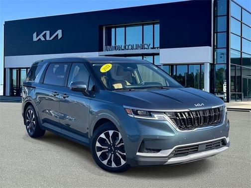 2022 Kia Carnival EX