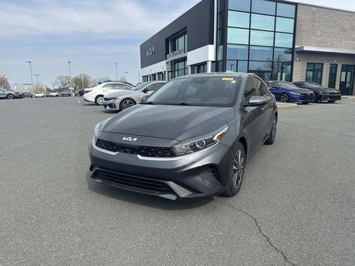 Gravity Gray 2022 Kia Forte LXS
