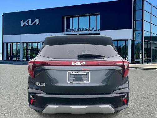 Gravity Gray 2026 Kia Seltos S