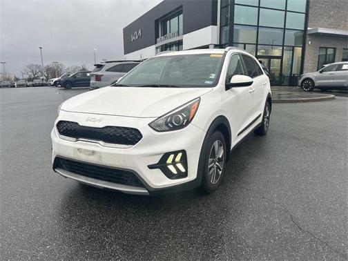 2022 Kia Niro LXS