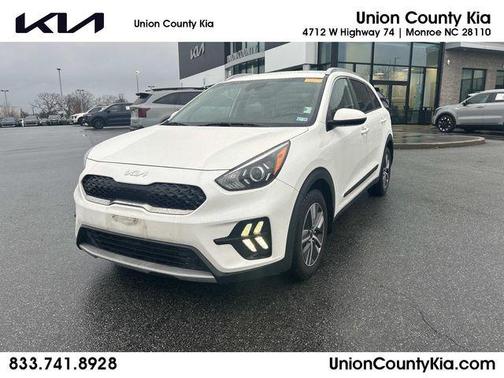 2022 Kia Niro LXS