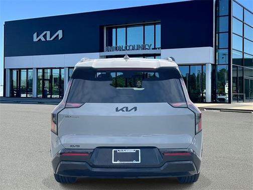 2026 Kia EV9 Land
