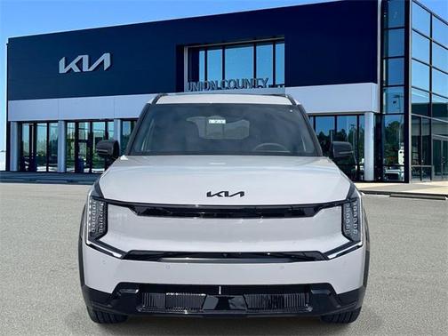 2026 Kia EV9 Land