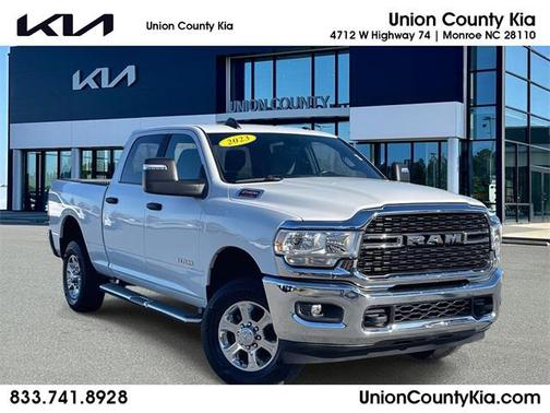 2023 RAM 2500 Big Horn Crew Cab 4x4 6'4' Box
