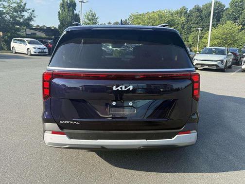 Deep Chroma Blue 2025 Kia Carnival EX