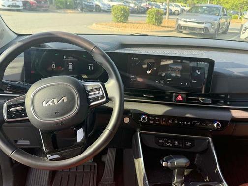 Deep Chroma Blue 2025 Kia Carnival EX