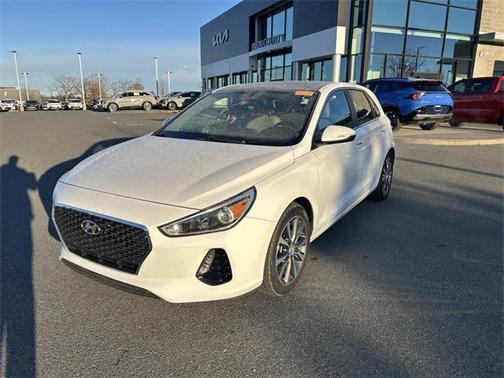 2019 Hyundai Elantra GT Base