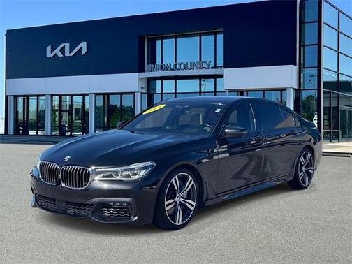 2016 BMW 750 i xDrive