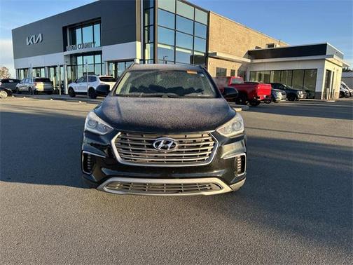 2017 Hyundai SANTA FE SE