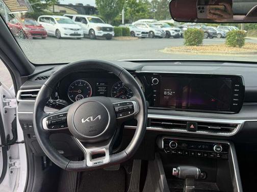 Glacial White Pearl 2024 Kia K5 GT-Line