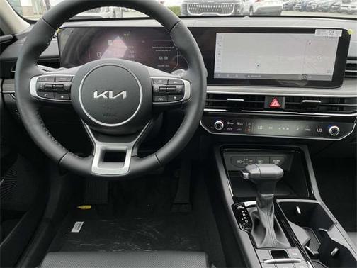 2025 Kia K5 EX