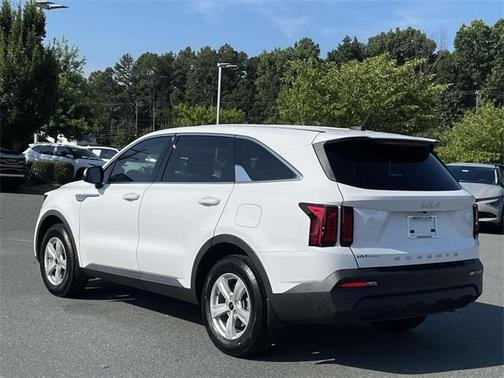 2022 Kia Sorento LX
