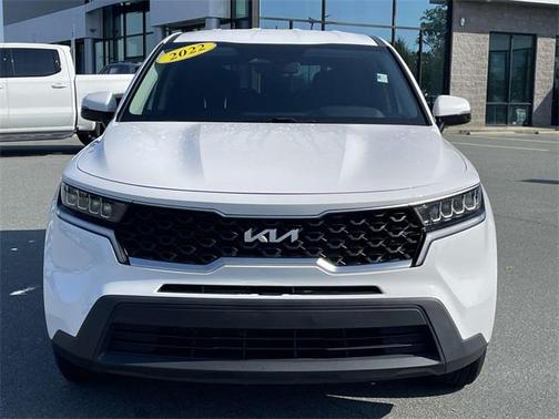 2022 Kia Sorento LX