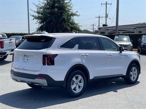 2026 Kia Sorento LX
