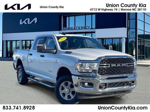 2024 RAM 2500 Big Horn Crew Cab 4x4 6'4' Box