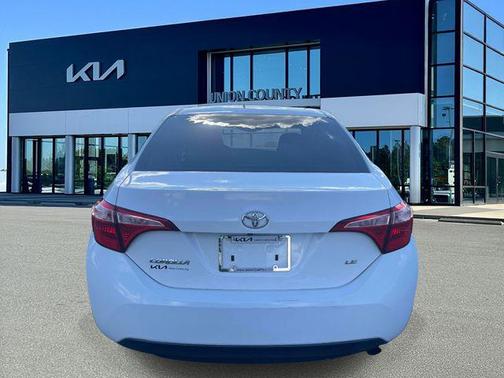 Super White 2019 Toyota Corolla LE