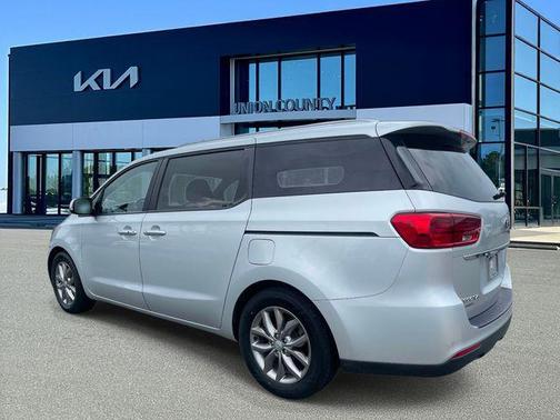 Silky Silver 2020 Kia Sedona EX